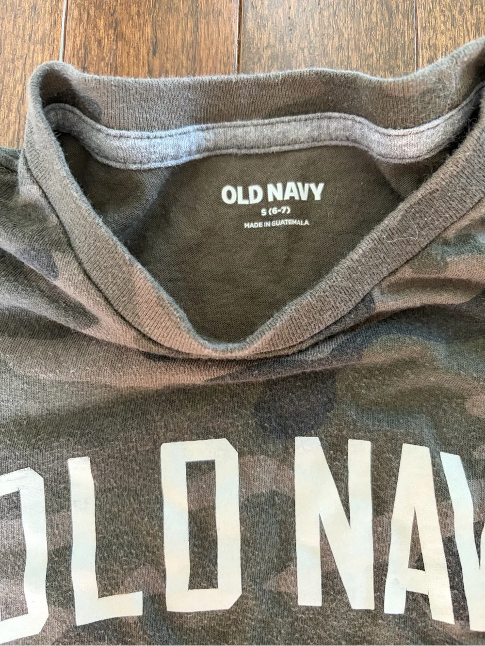 Old Navy Camouflage Short Sleeve Tee in Green
